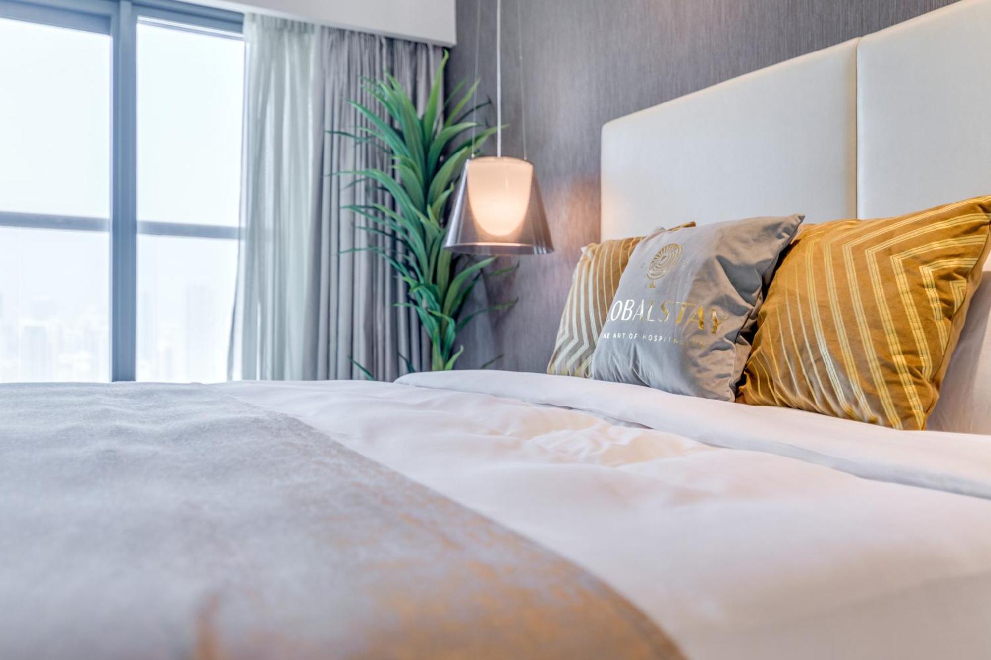 Globalstay Damac Towers By Paramount In Business Bay Dubai Luaran gambar