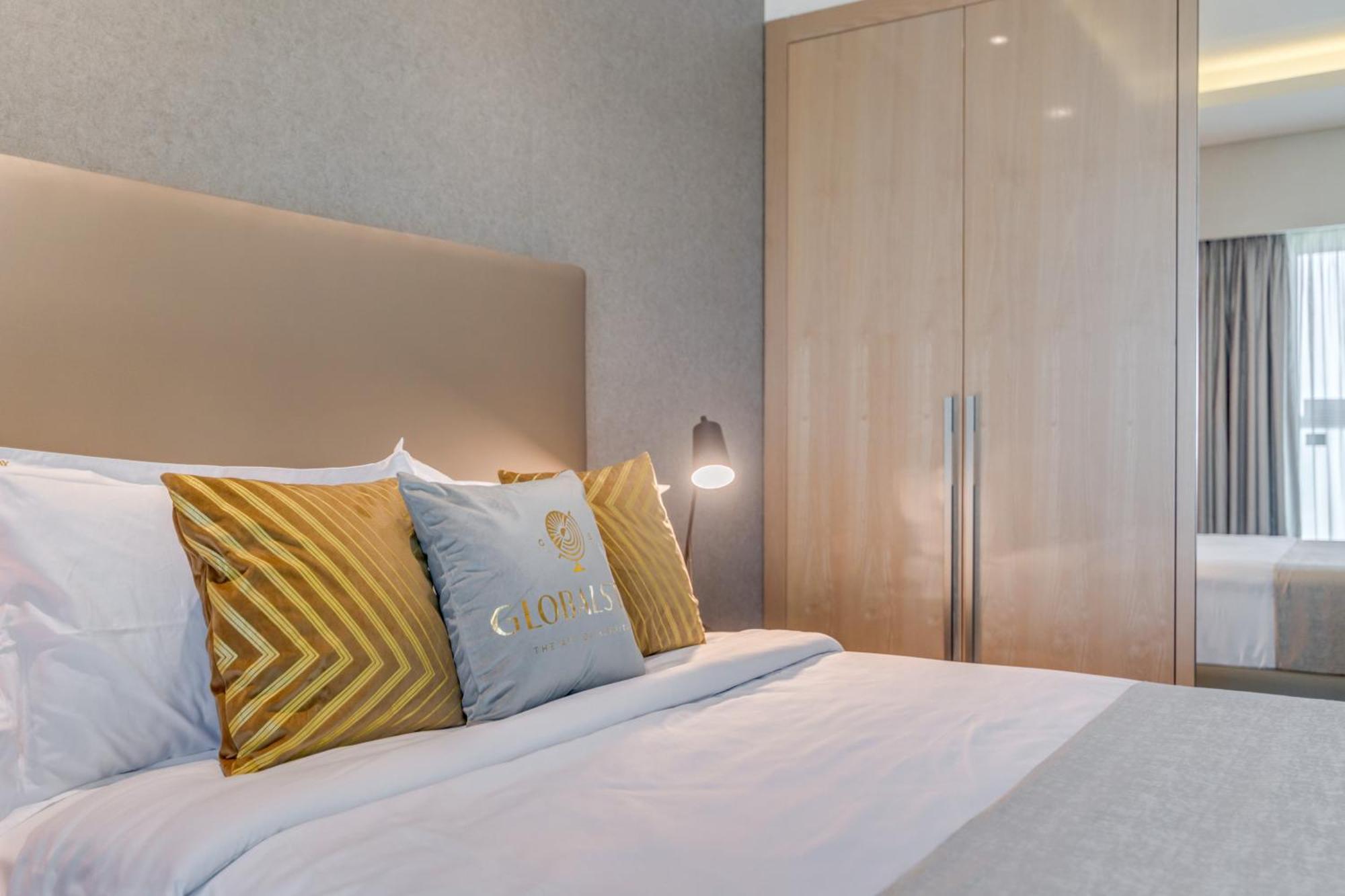 Globalstay Damac Towers By Paramount In Business Bay Dubai Luaran gambar