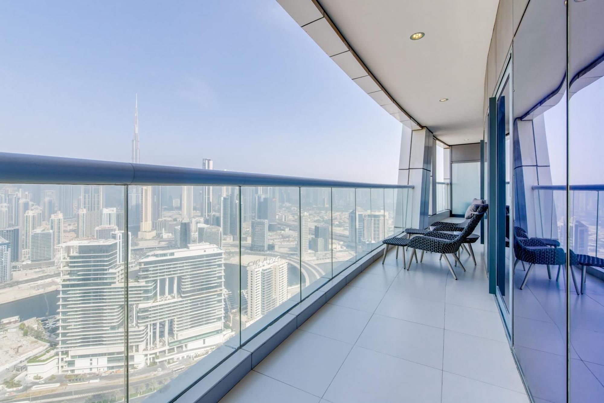 Globalstay Damac Towers By Paramount In Business Bay Dubai Luaran gambar