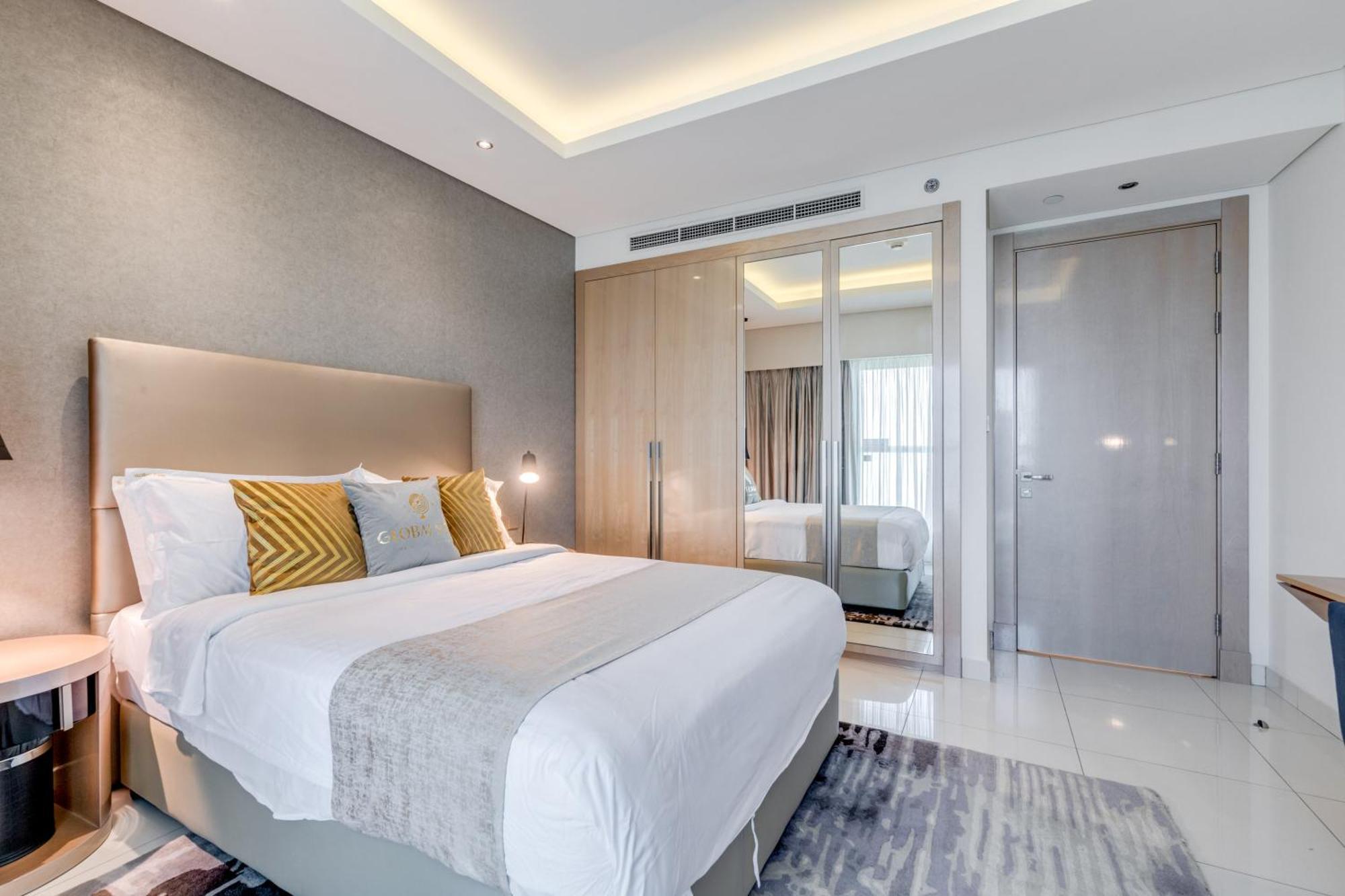 Globalstay Damac Towers By Paramount In Business Bay Dubai Luaran gambar